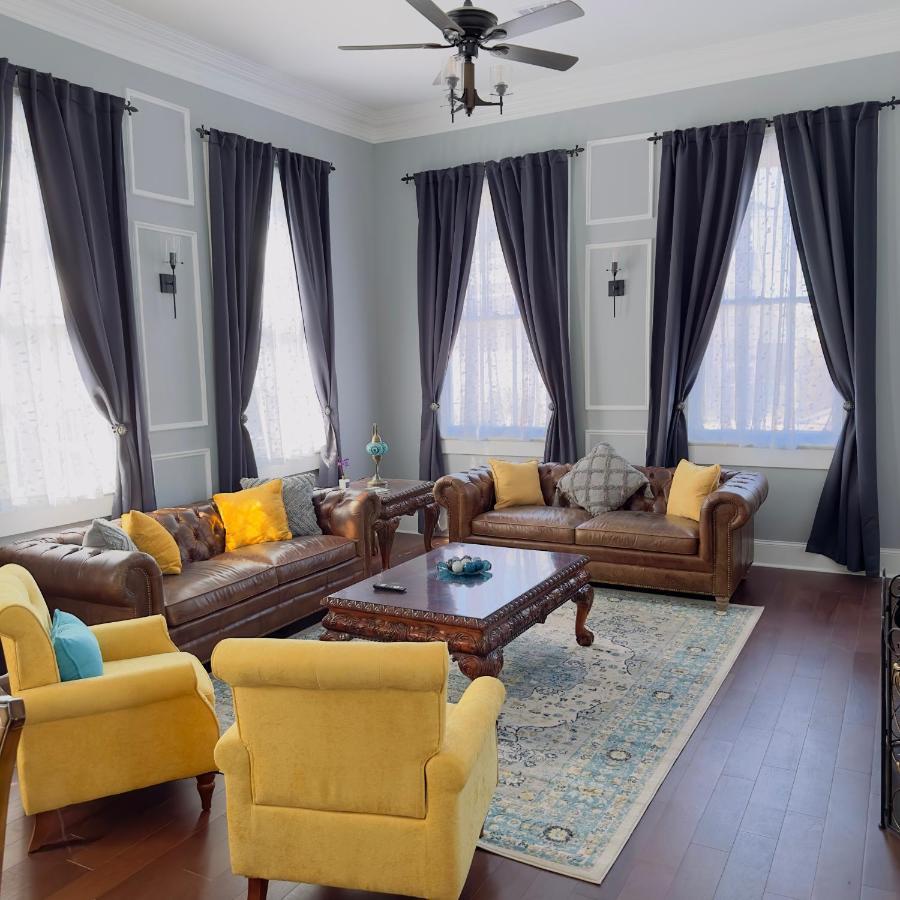 The Luxurious French Quarter Apartment *